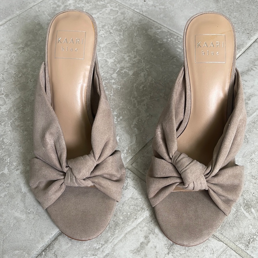 Kaari Blue Katie Heel Sandal, Size 7.5